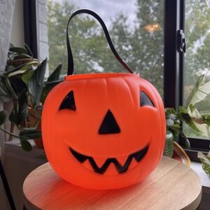 Vtg 80s Carolina Enterprises Halloween‎ Blow Mold Pumpkin Pail Jack-O-Lantern 8"